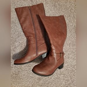 9W Time and Tru Cognac Boots|Light Wear